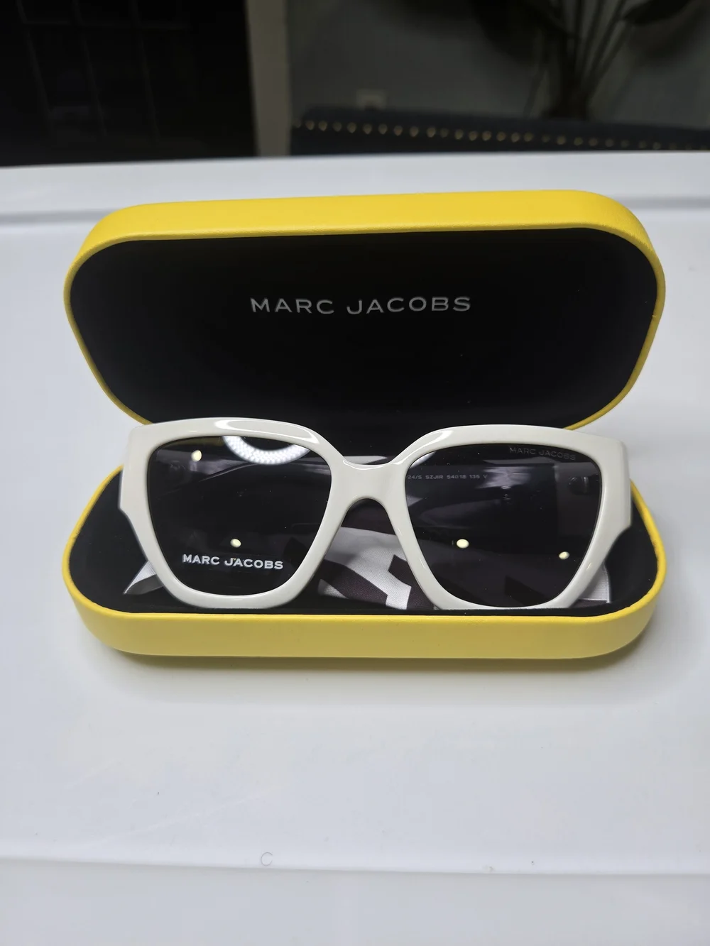 Marc Jacobs Cream Frame Sunglasses with Black Lenses